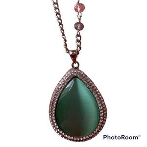 Paparazzi Fashion Flaunt Green - Cat's Eye Moonstone - Necklace & Earrin…